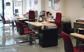 SERVICIO DE LIMPIEZA INTEGRAL A OFICINAS Y ÁREAS DE TRABAJO